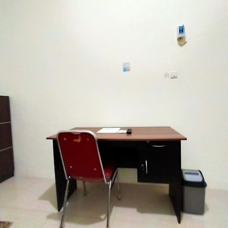 Homestay Danesti Syariah Near Bandara Sultan Hasanuddin Makassar Exterior photo